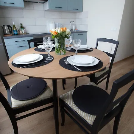 Cozy Valdemara, Free Parking, Self Check-in * Ryga